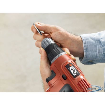 Аккумуляторная дрель-шуруповерт Black & Decker EPC12CAB