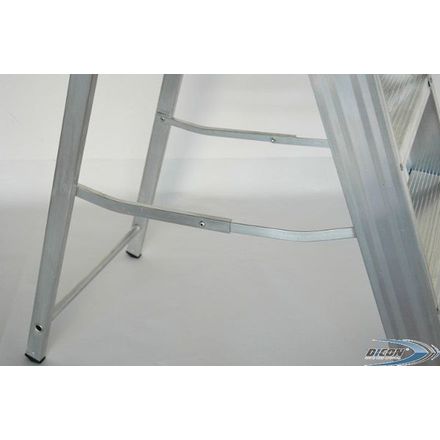 Профессиональная алюминиевая стремянка Elkop SHRP 810